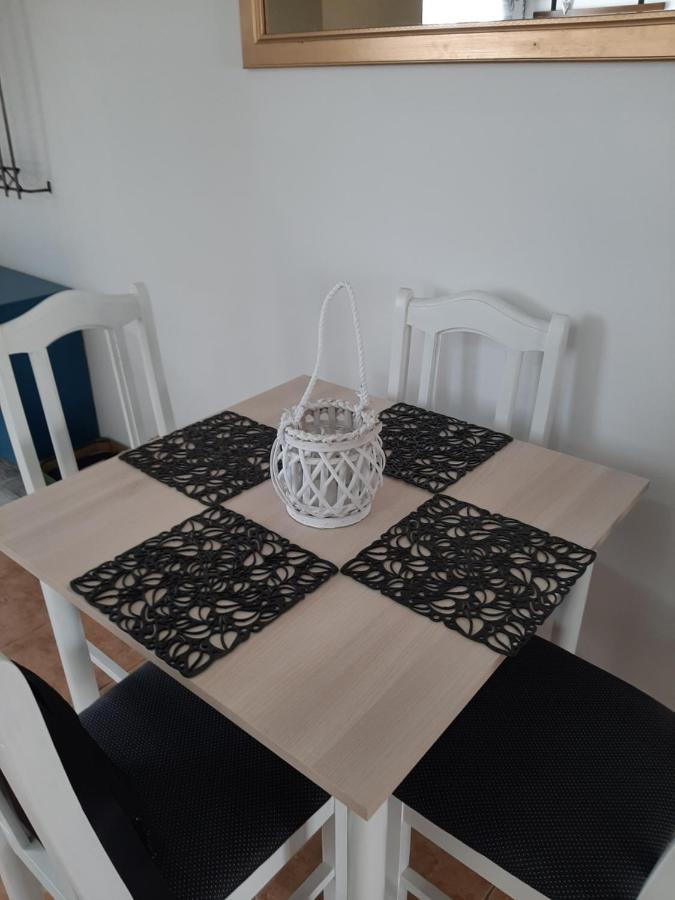 Grapeline Guesthouse Chotin Dış mekan fotoğraf