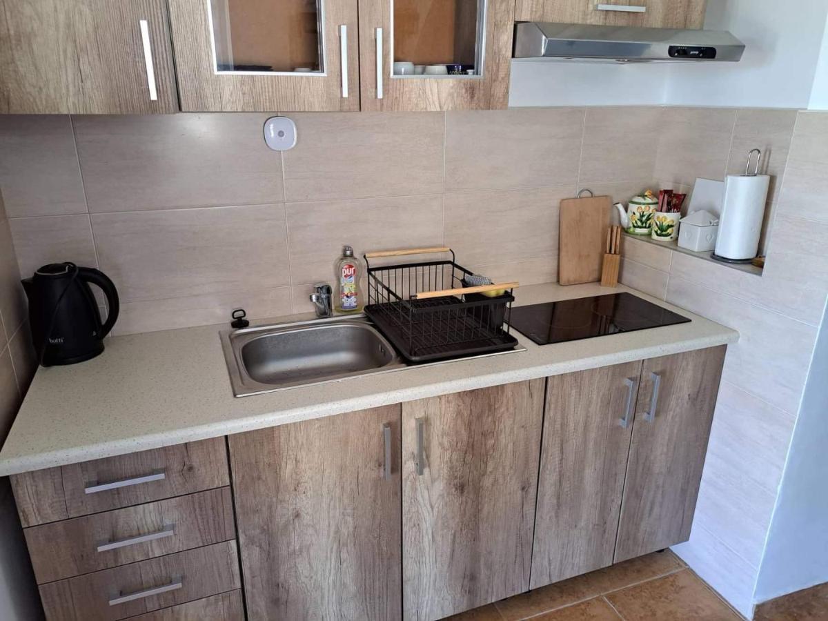 Grapeline Guesthouse Chotin Dış mekan fotoğraf