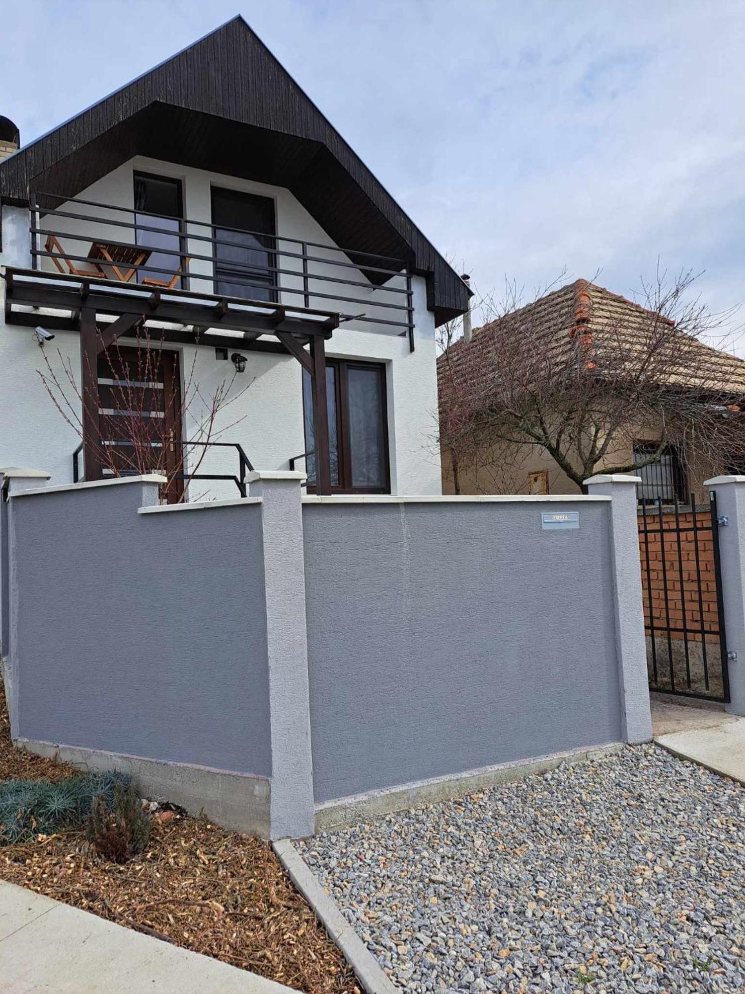Grapeline Guesthouse Chotin Dış mekan fotoğraf